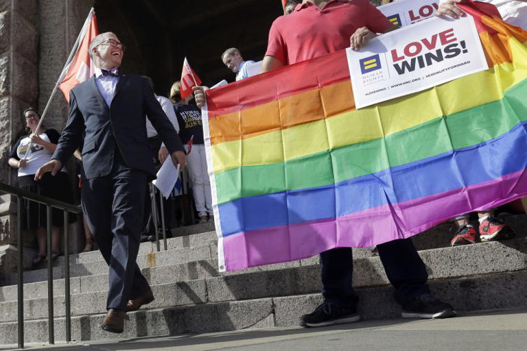 Supreme Court Petition Threatens To Undo Same Sex Marriage Protections - bb3nti8