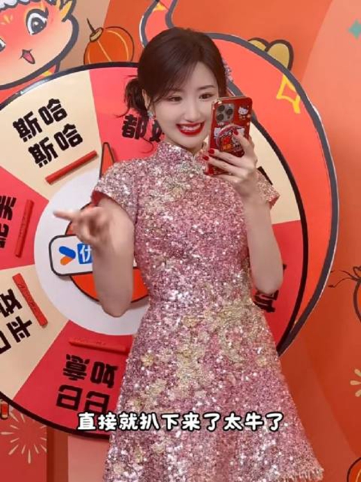 毛晓彤跳了九万字，热舞视频引爆网络！