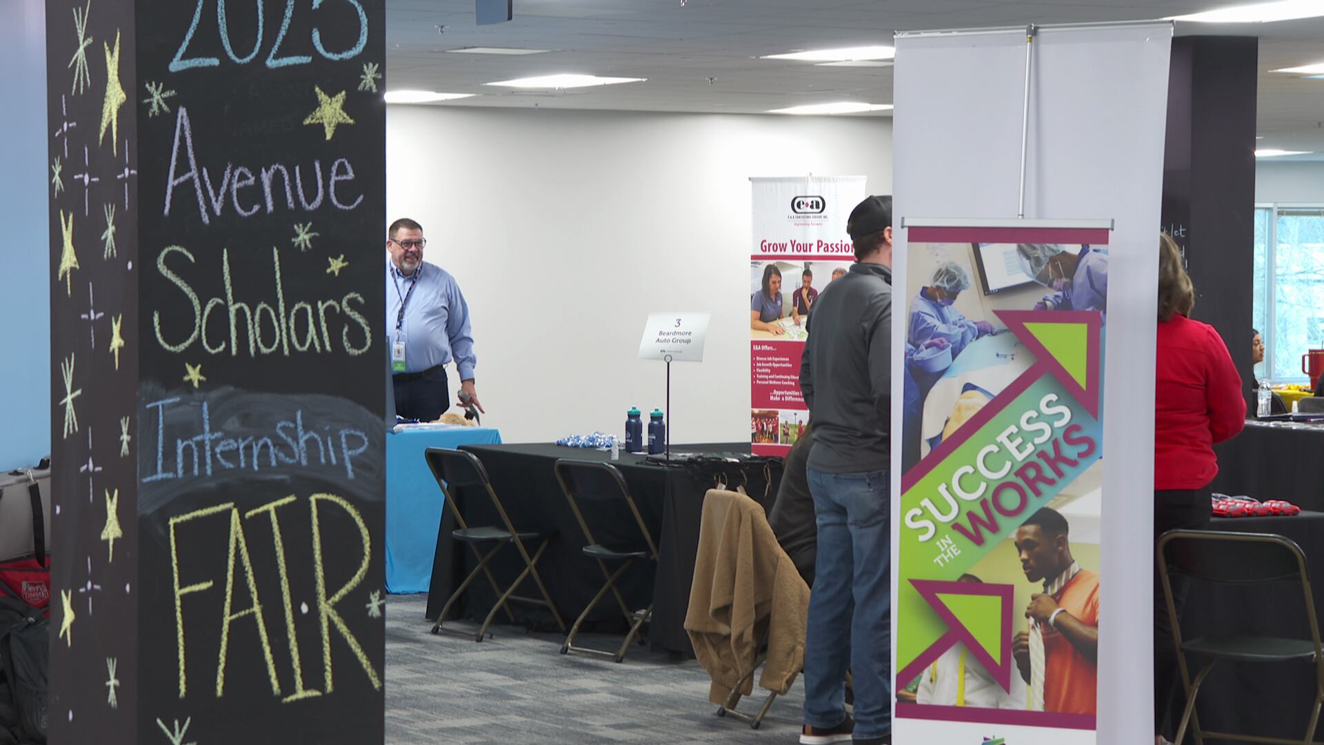 Internship fair gives Omaha students a chance to prepare for future