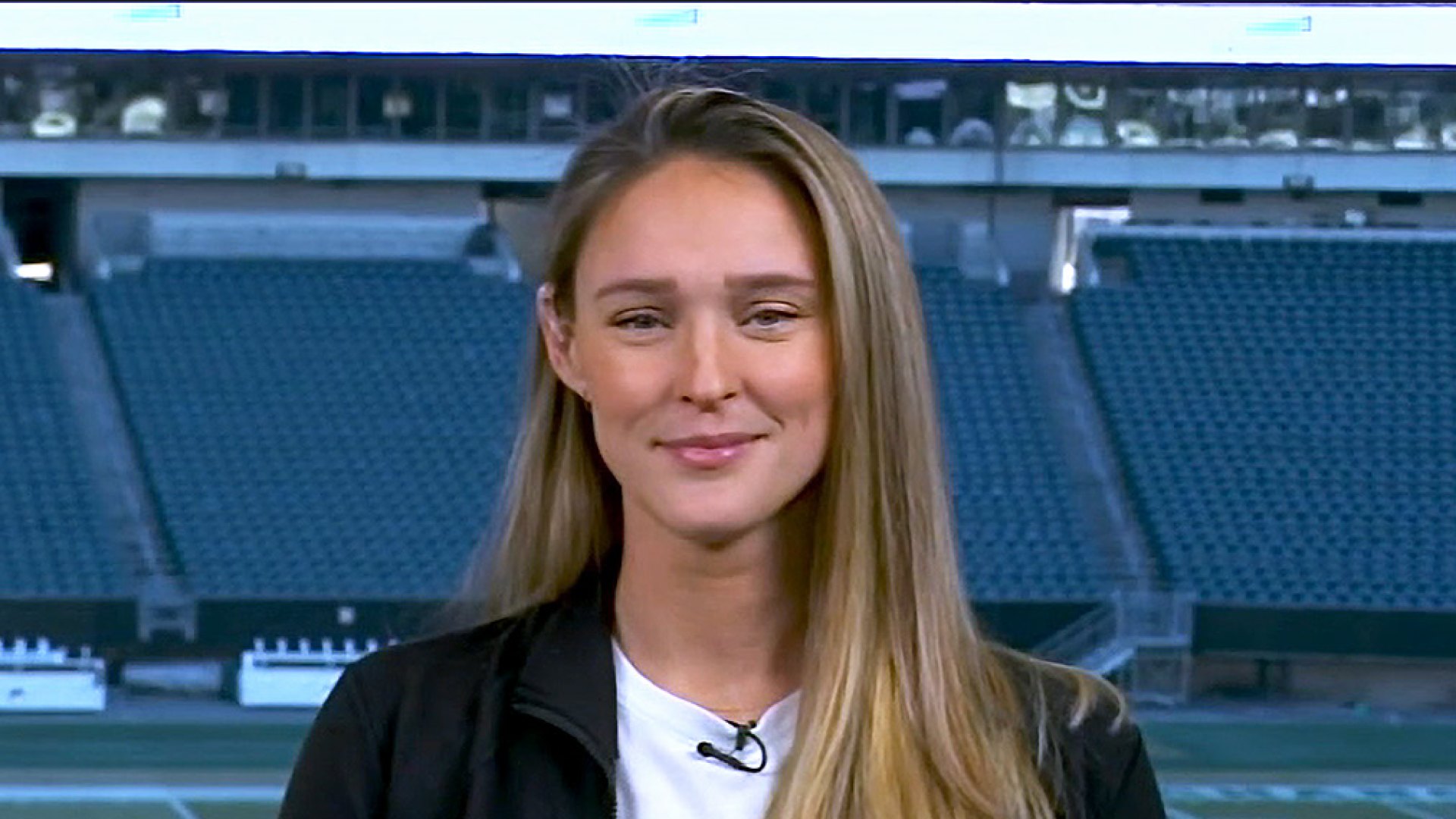 Pregnant Kylie Kelce Debuts Baby Bump on 'GMA' Before Eagles Super Bowl