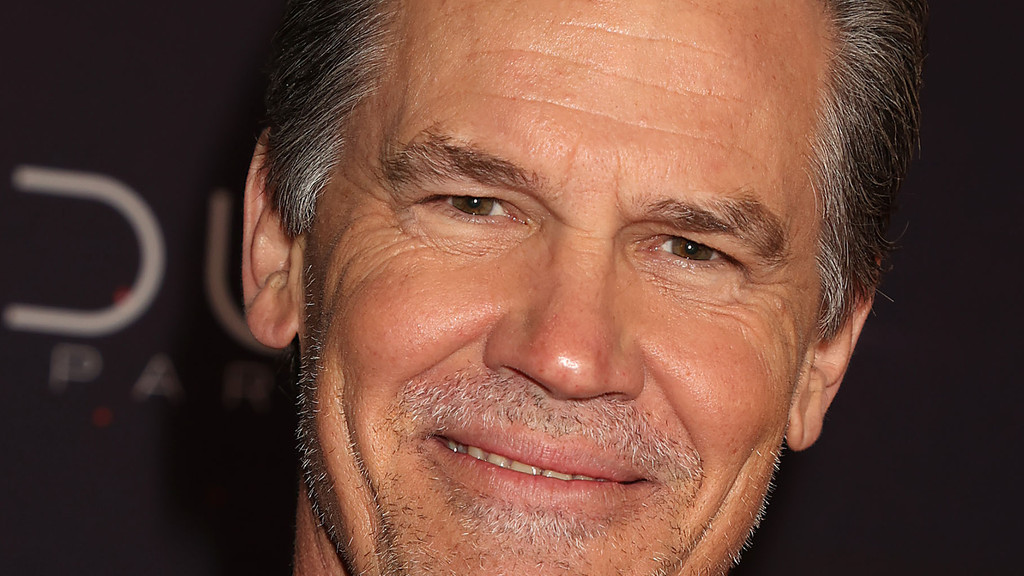 Josh Brolin got Bell's Palsy from the stress of moving home