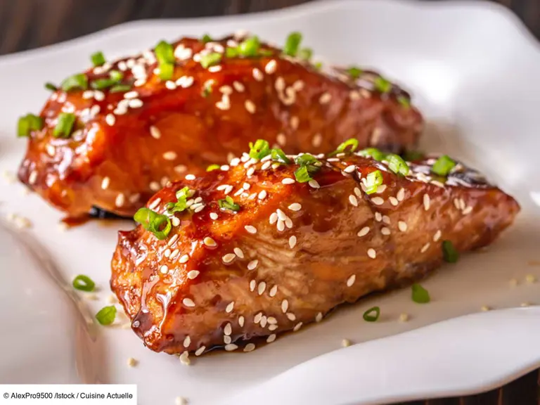 Saumon laqué à la sauce soja : la recette et l'astuce pour une cuisson toujours réussie