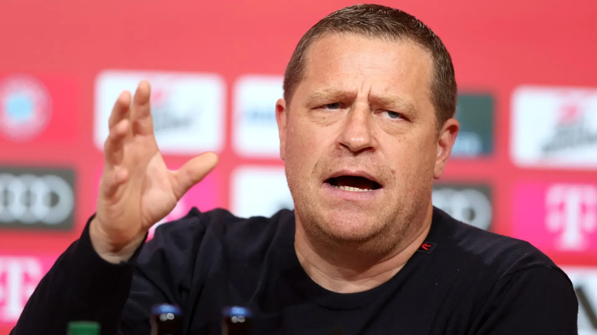 &amp;quot;Der größte Fehler seit Jahren&amp;quot;: Scharfe Kritik an Bayern München. Fotos