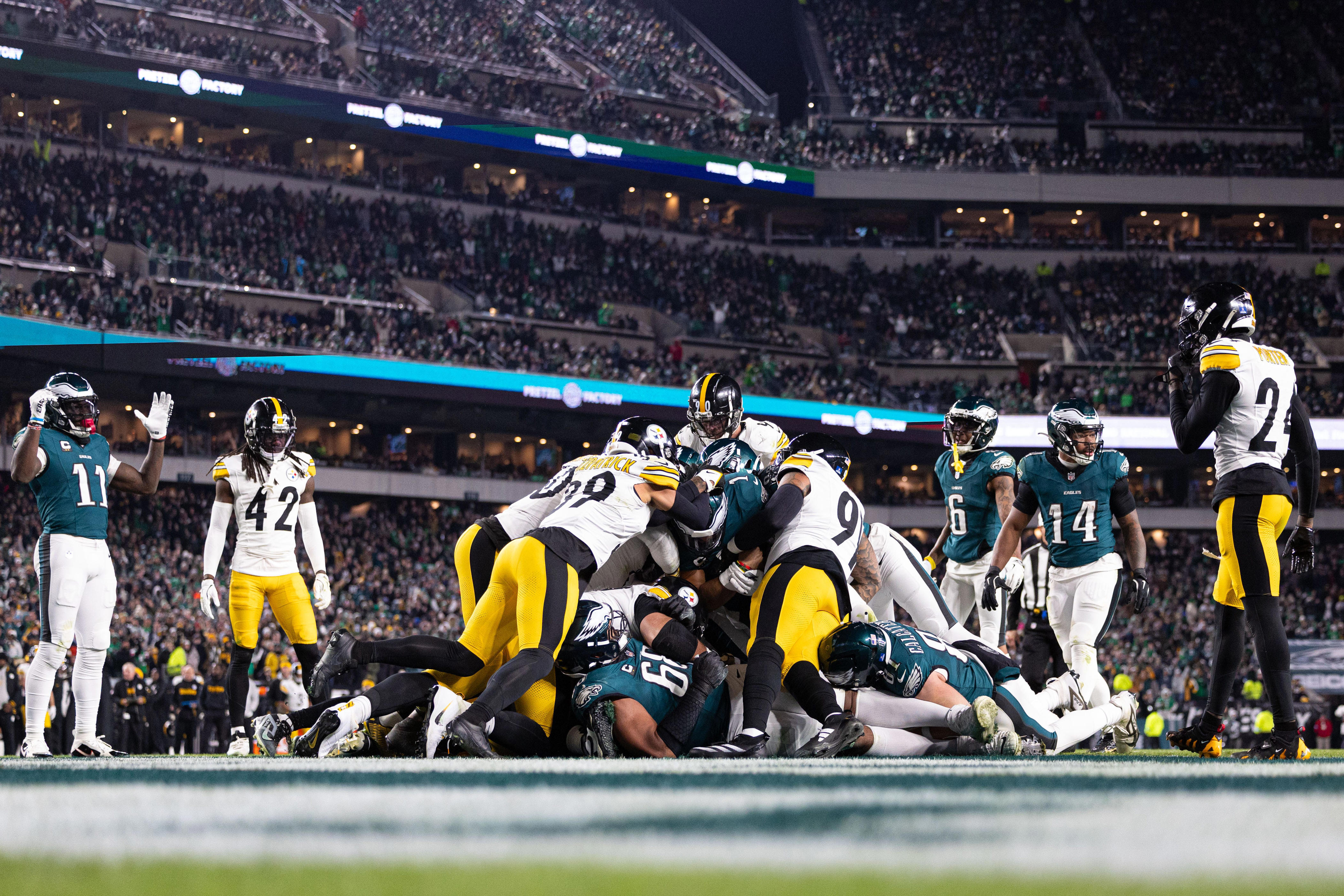 Pittsburgh Not In 2026 Super Bowl But Still Top City For Fans