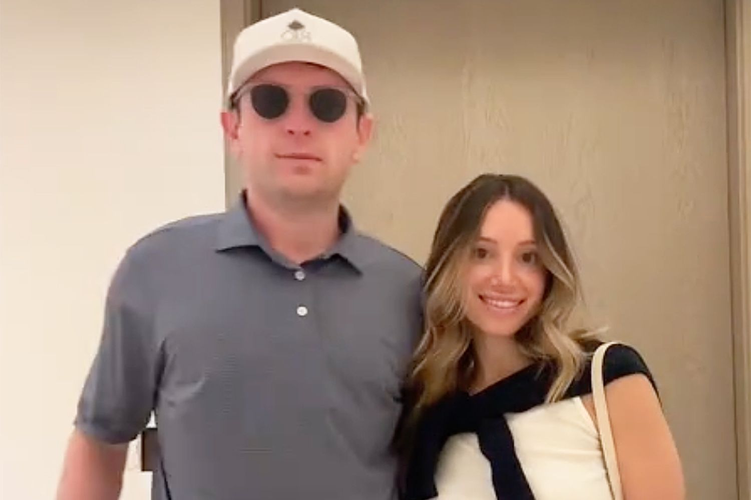 Couple Went to Get Their Marriage License, Then Realized They May Have(00)