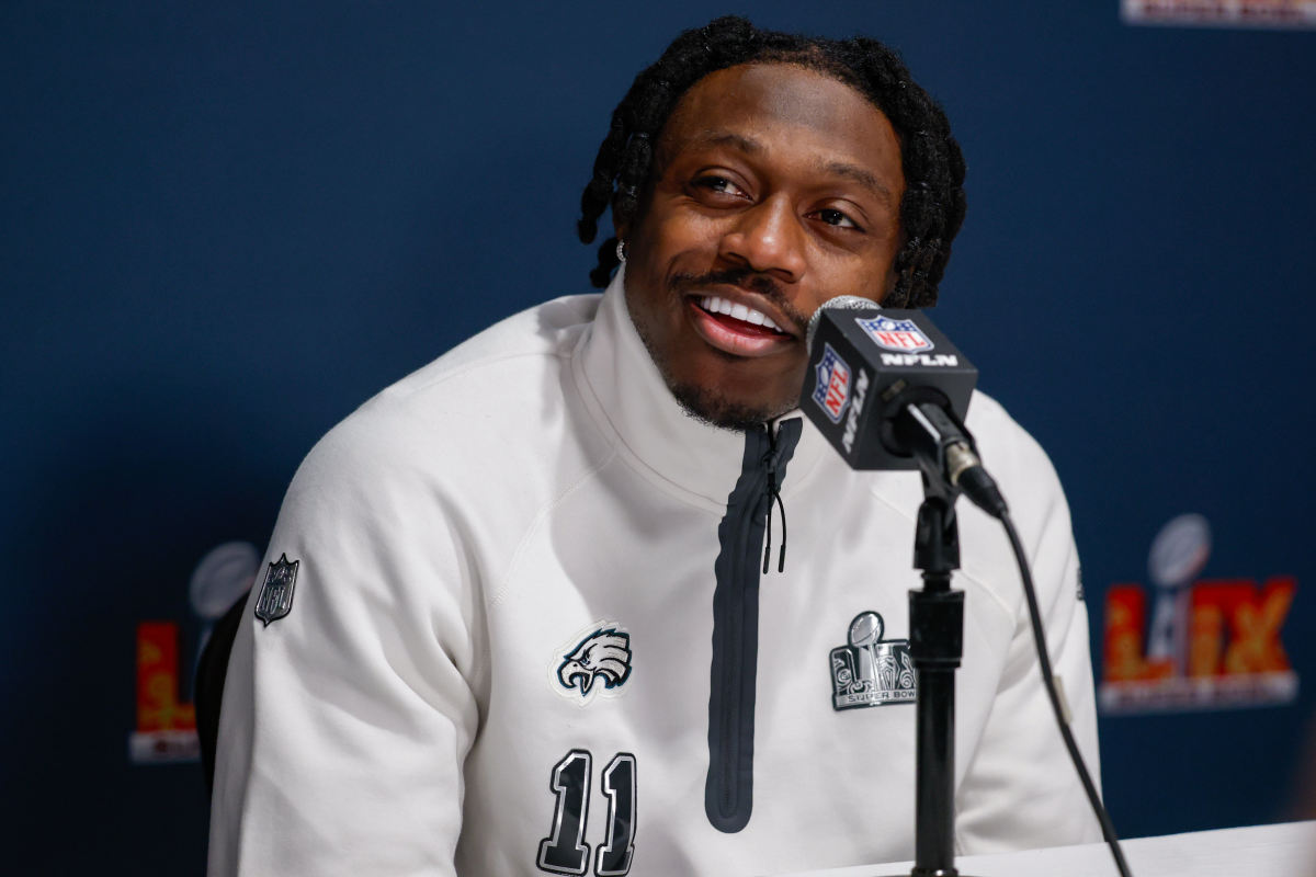 Eagles' AJ Brown made life-changing move with Kelsey Riley