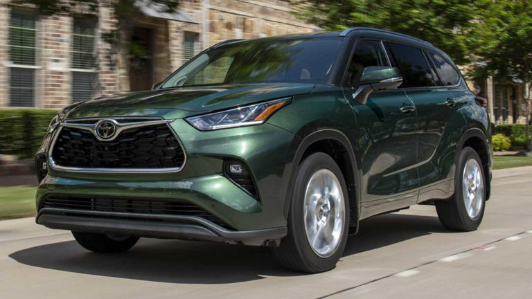 Toyota Grand Highlander Deals Give You Way More Space For A Lot Less Cash