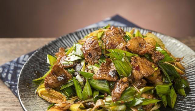 香气四溢的回锅肉：酱香十足，超级下饭！