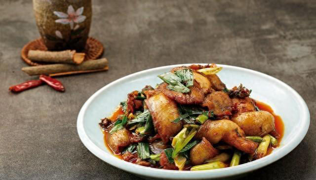 香气四溢的回锅肉：酱香十足，超级下饭！