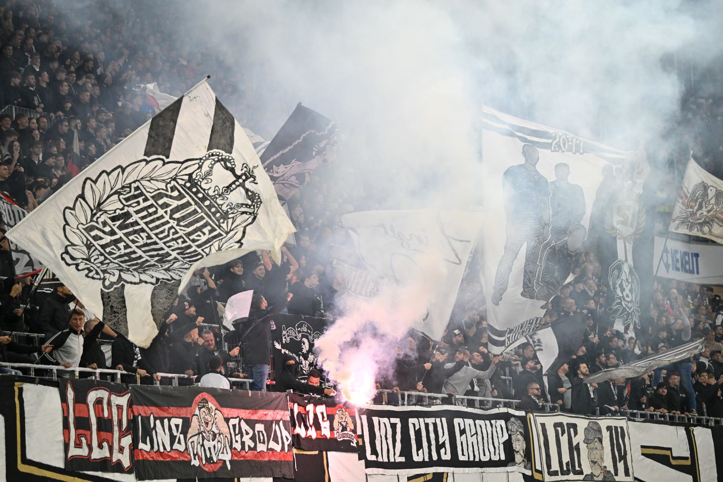 LASK-Kapitän Ziereis nach Linzer Derby: &amp;quot;Blau-Weiß feiert, als hätten ...