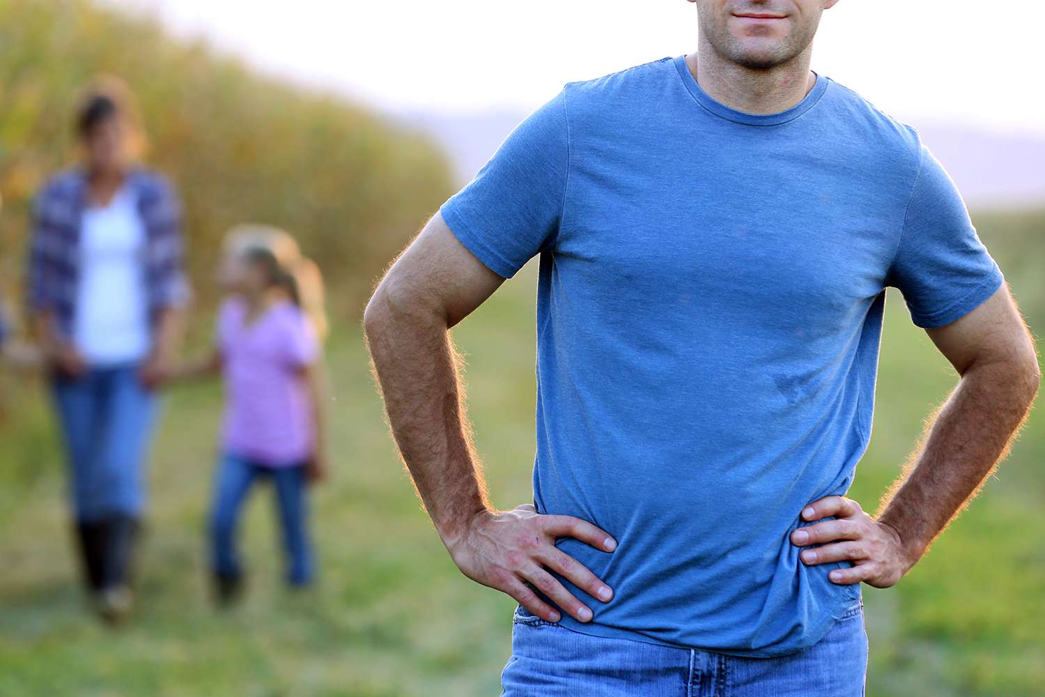 Teen Refuses to Blend into Mom's Partner's Family, Argues He 'Didn't