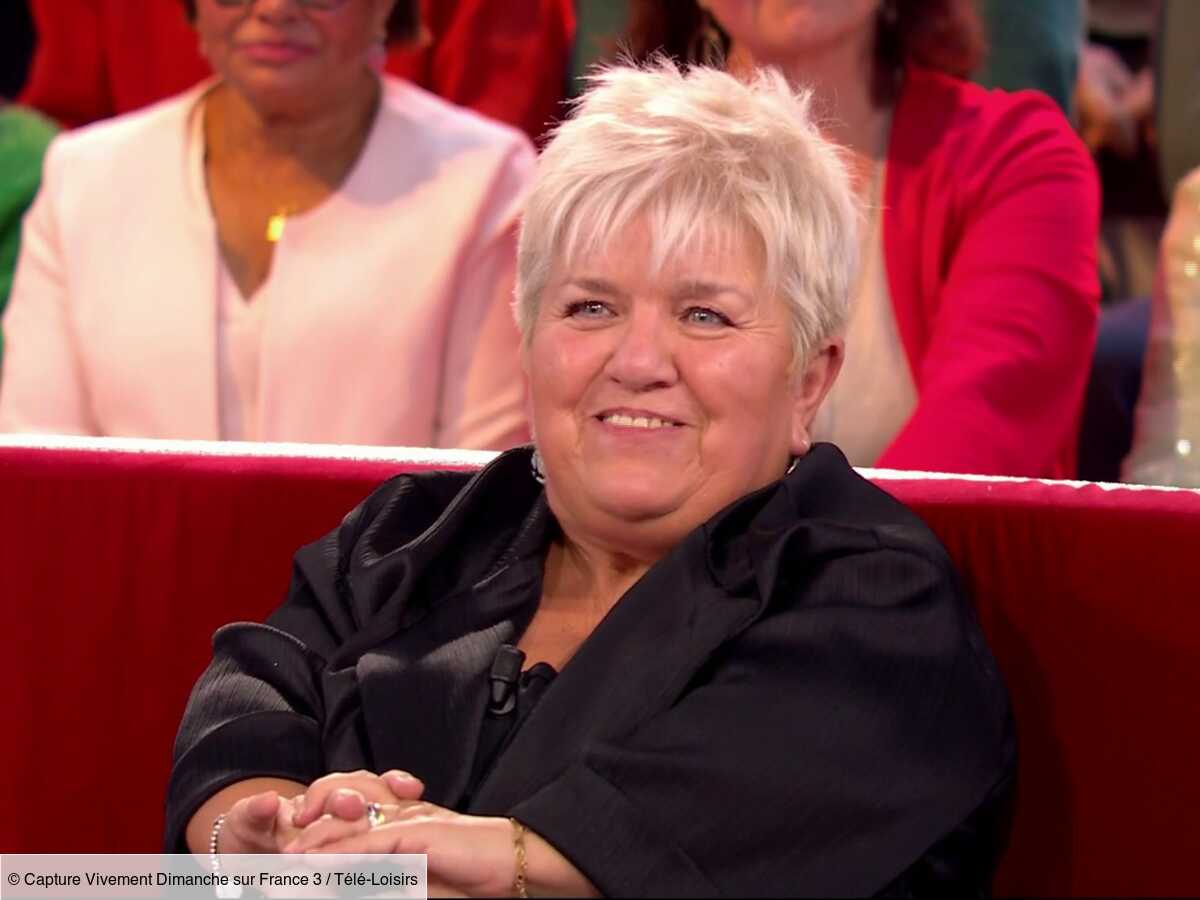 Je l'ai fait monter sur scène" : Mimie Mathy raconte sa rencontre avec son  époux, Benoist