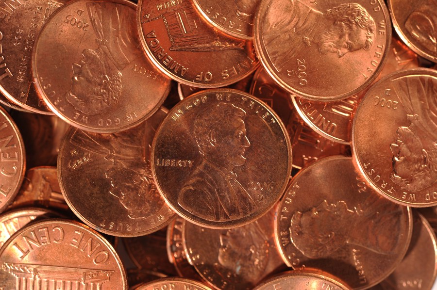 How much does it cost to make pennies and nickels?