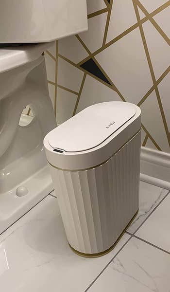 Reviewer's trash can is shown