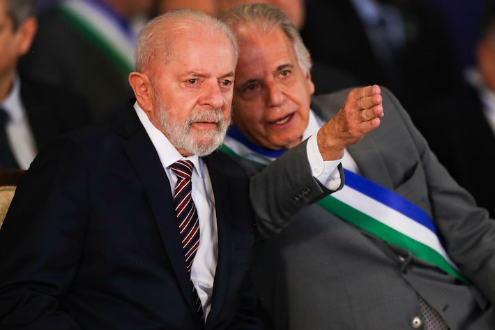 O presidente da República Luiz Inácio Lula da Silva ( PT) e o ministro José Múcio Monteiro (Defesa) Foto: WILTON JUNIOR/Estadão