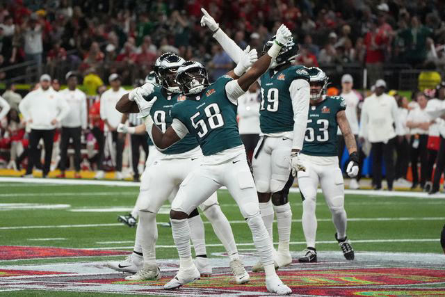 BREAKING: Saquon Barkley, Jalen Hurts and the entire Philadelphia Eagles football team donated $6.9 million after winning the award to turn a house into a shelter for homeless youth in Jamestown, New York, United States — head coach Nick Sirianni's hometown — as a heartfelt thank you for everything he's done for them.-vut