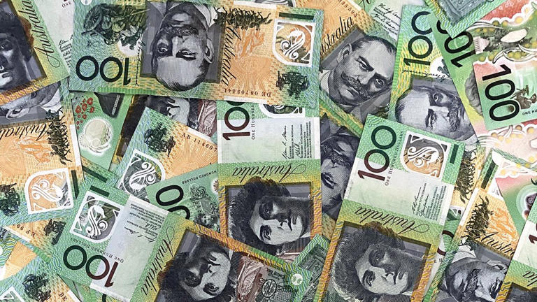 The Big Aussie Surprise: Interest Rates Fall, Inflation Cools - rxm2oiu