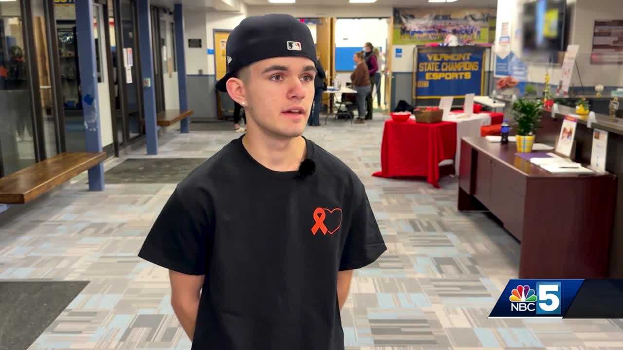 'It's bigger than basketball' Hundreds show support for student(02)