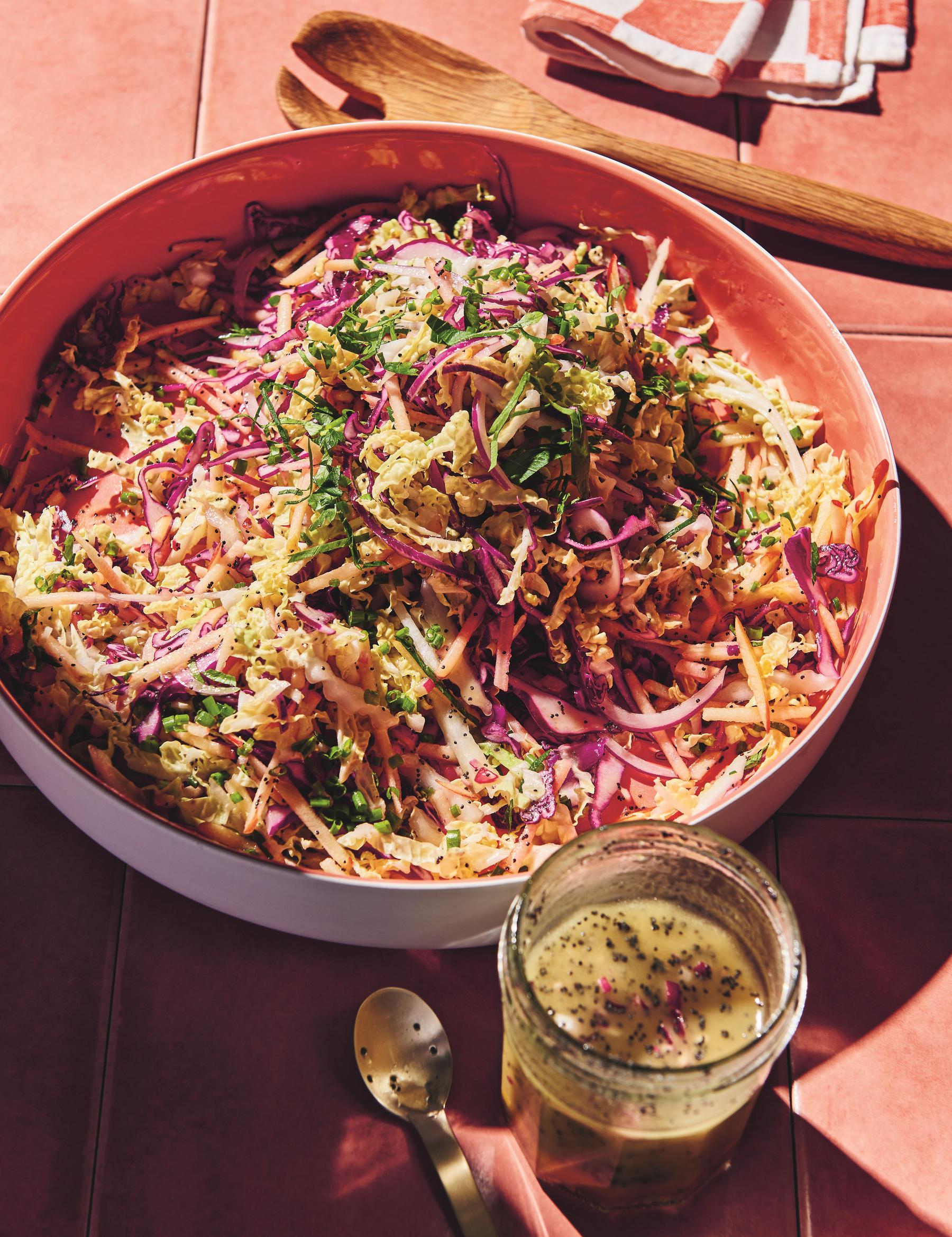 Salate von der Königin des Gemüses: Süß-scharfer Chinakohl