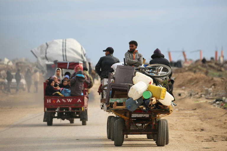 Palestinos desplazados regresan a las zonas del norte de la Franja de Gaza