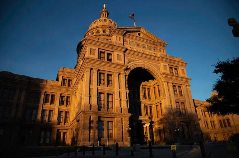 if-passed-texas-bill-could-charge-transgender-people-with-gender
