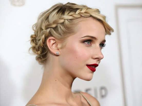 29 Braided Hairstyles That Look Great With Short Hair