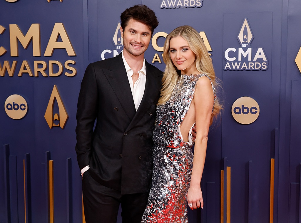 Kelsea Ballerini Addresses Pregnancy Rumors After Canceling Concerts(02)