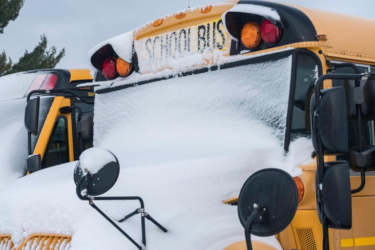 Snow prompts school closures, delays across Northern Virginia, Maryland