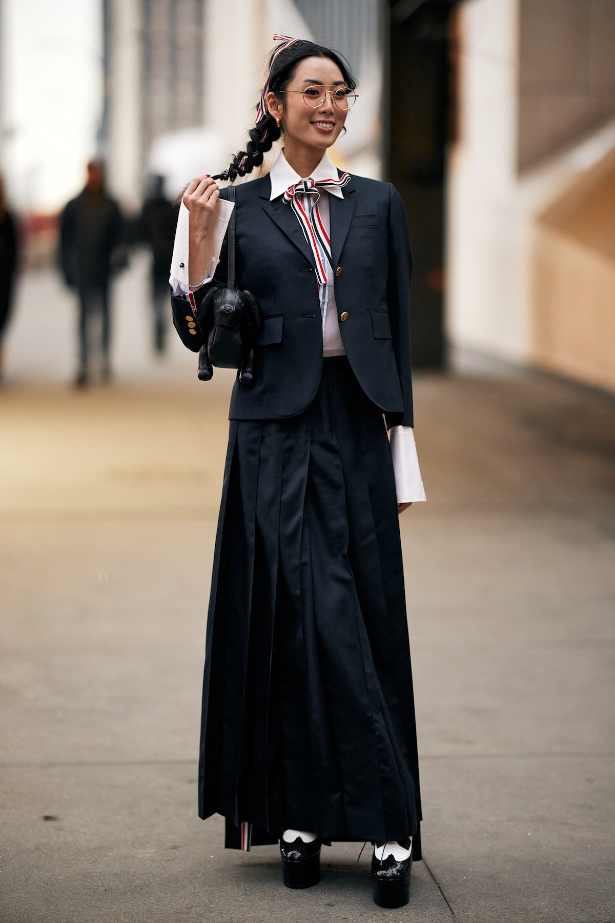 Affordable Fashion Tips to Master the Look Expensive Fashion Trend on ...