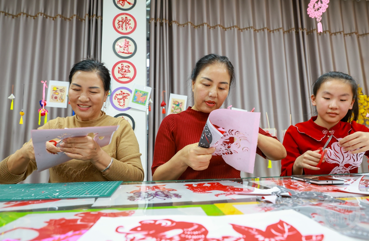 ������ζ��127�� | ����2025������Ӱ��Ʒչ�����ܺ�����Ʒ