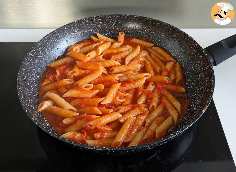 Pasta all&amp;#39;arrabbiata: a heart-warming italian classic!