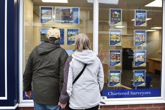 Santander and Barclays are cutting mortgage rates below 4% for the first time this year from Thursday