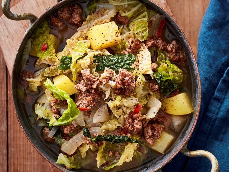 Wirsing-Hack-Eintopf: Warme Mahlzeit schnell gemacht
