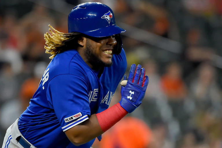 BALTIMORE, MD – AUGUST 02: Vladimir Guerrero Jr. #27 of the Toronto Blue Jays runs to first base during the fifth inning against the Baltimore Orioles at Oriole Park at Camden Yards on August 2, 2019 in Baltimore, Maryland. (Photo by Will Newton/Getty Images)