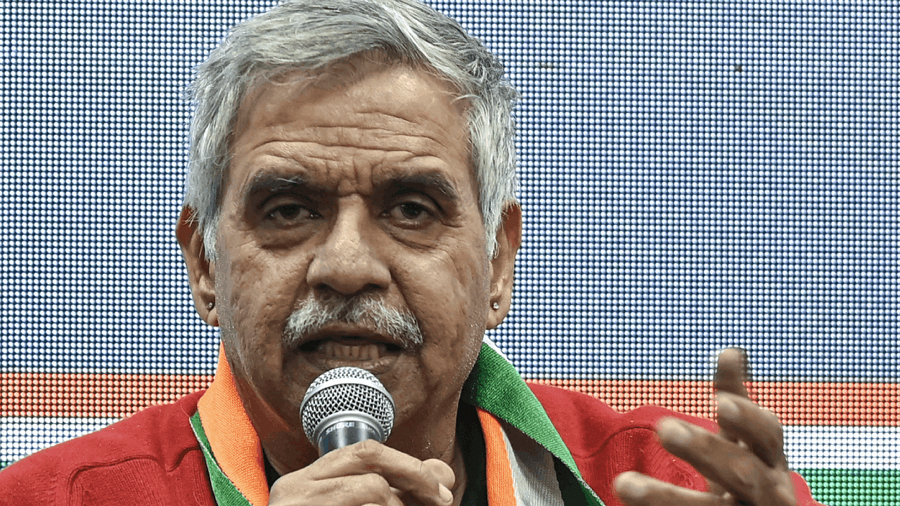 Congress and CJP Criticize Police Action Against Protesting Students