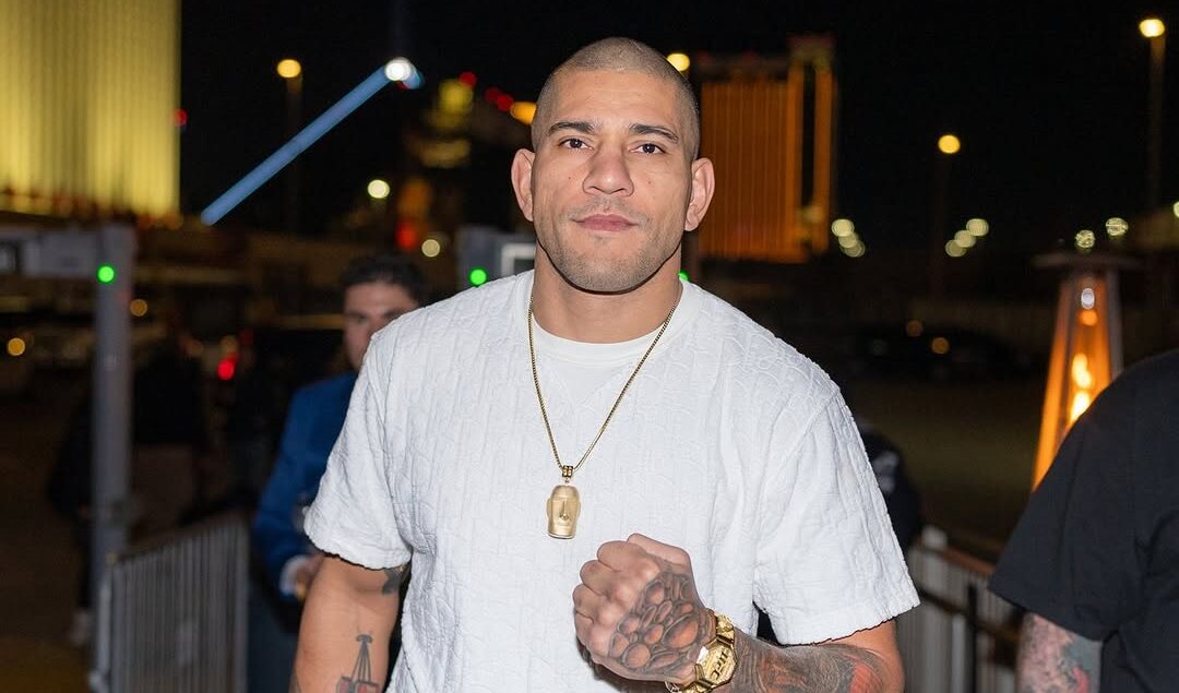 Alex Poatan surpreende e aparece ao lado do rapper Drake em show na ...