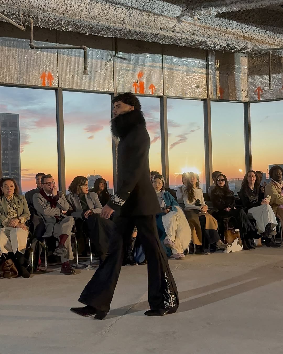 Bernie Martínez Ocasio, el hermano de Bad Bunny que brilla en el modelaje