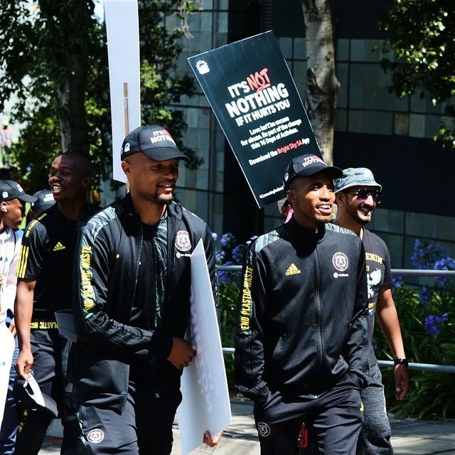 Saleng's agent 'avoids' the media amid bleak Orlando Pirates future