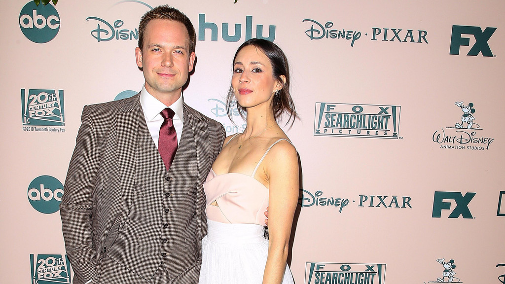 Patrick J. Adams auditioned for Pretty Little Liars cameo to win back