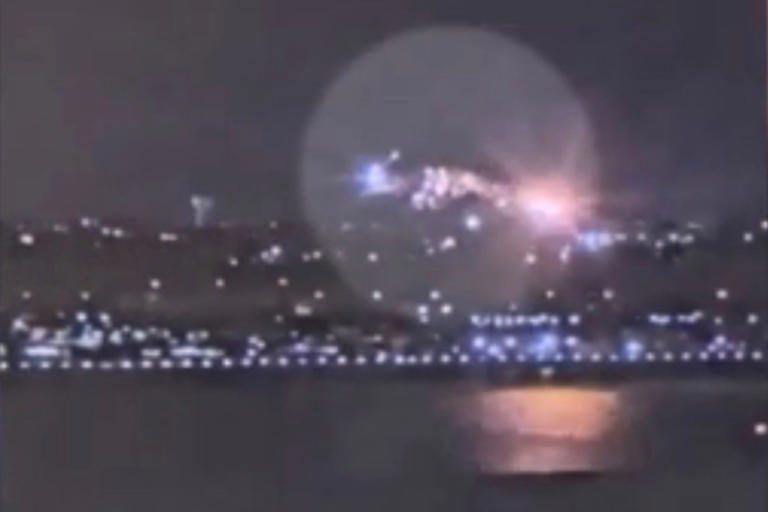 Chilling new videos give clearest view yet of DC plane crash — and ...