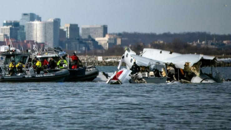 Trump despidió a funcionarios clave antes del accidente aéreo en Washington