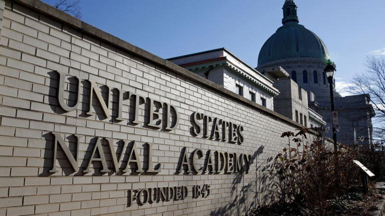 A Chilling Threat At The Us Naval Academy Puts Campus On Lockdown - xoganrk