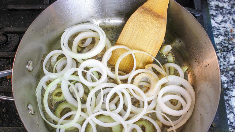 Salisbury Steak Sounds Fancy But It's Incredibly Easy To Make - Home ...