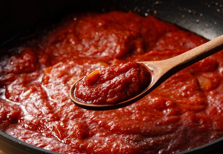 Como preparar o molho de tomate perfeito, segundo os chefs