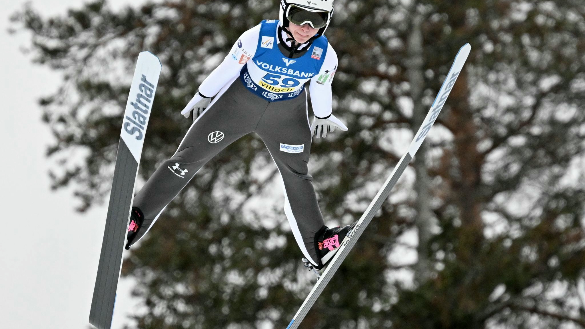  Skispringen 2025 heute live: Zeitplan, TV-Übertragung und Stream für Bildidee 
