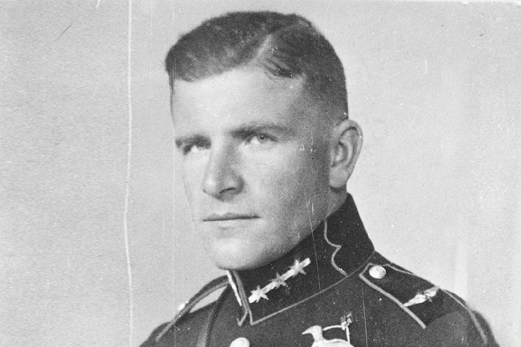 0102-nazista-layout_site