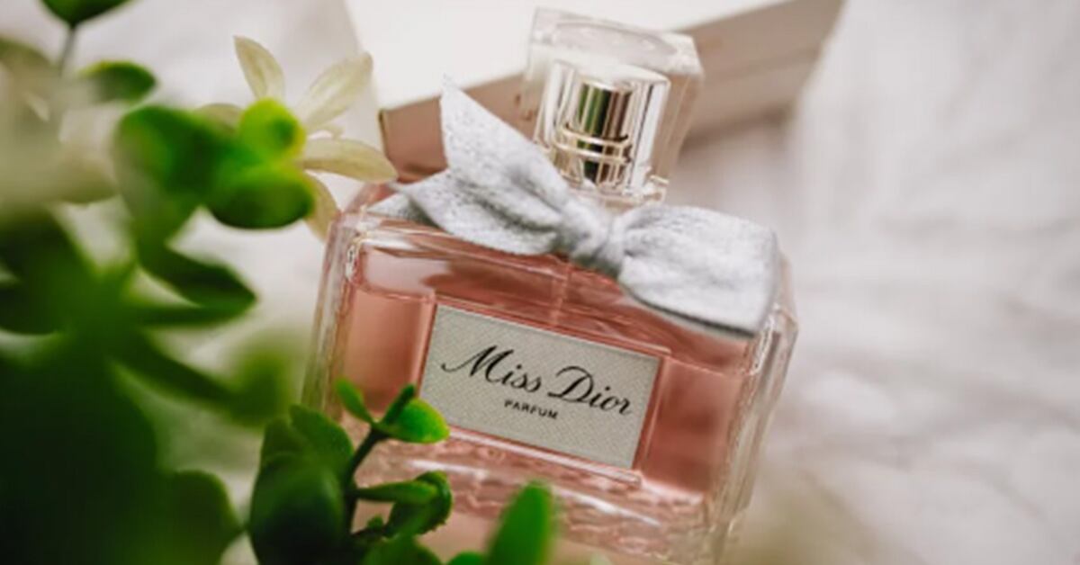 3 perfumes con olor a caramelo que son tendencia este 2025 y elevarán tu femineidad y lujo