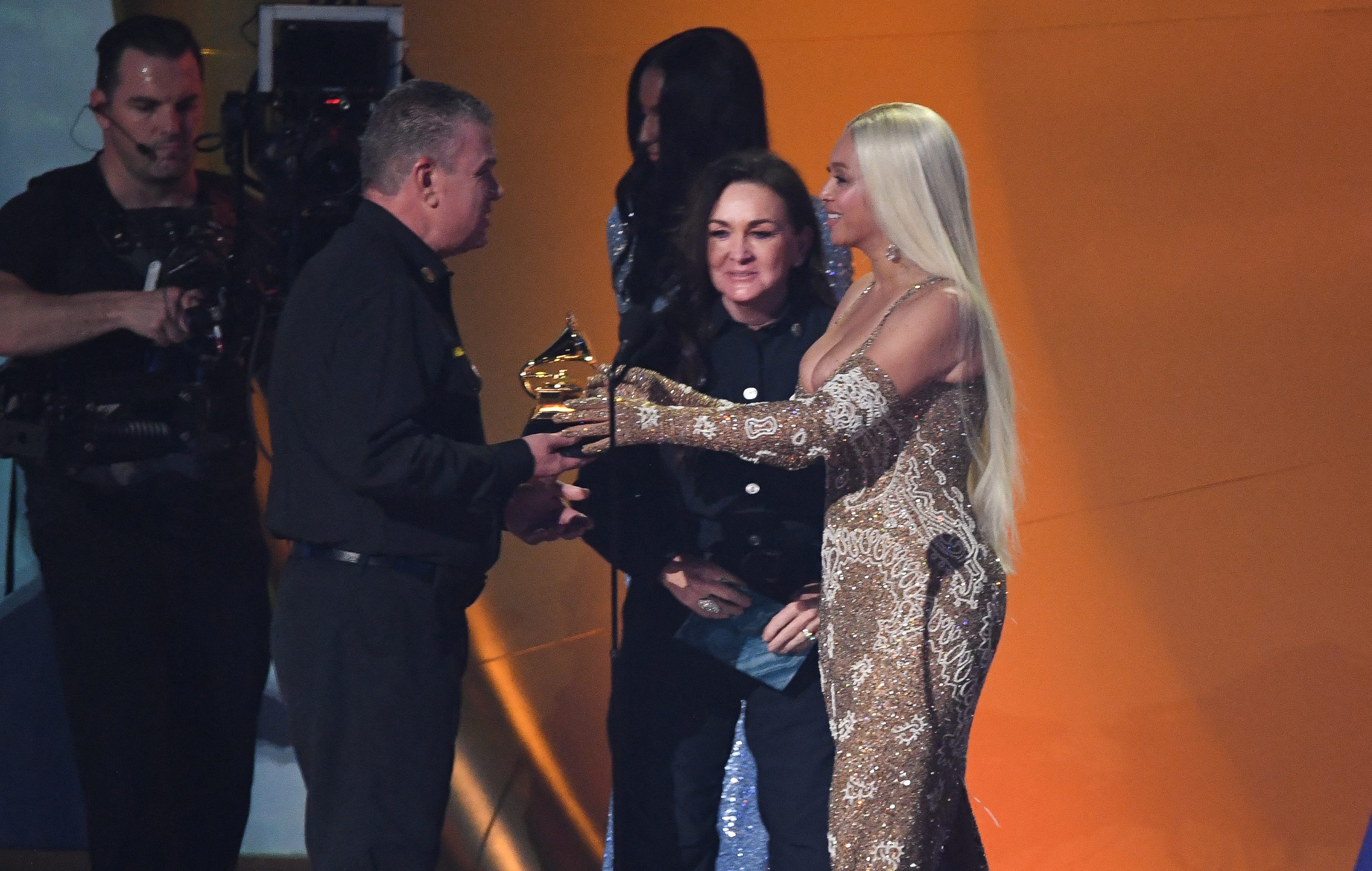 The win was Beyoncé's first in the category.