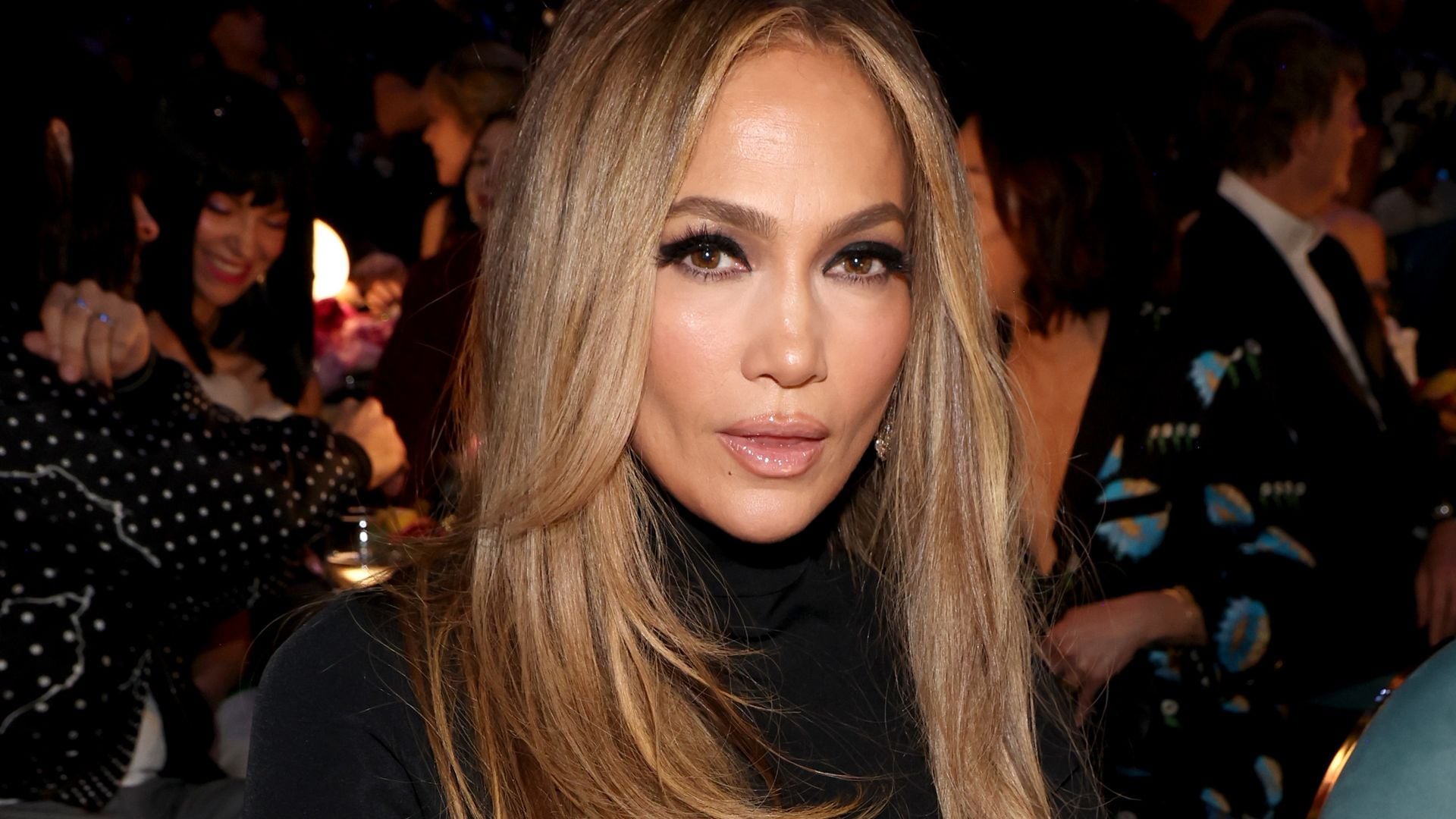 Jennifer Lopez makes surprise appearance at the Grammys in sparkly
