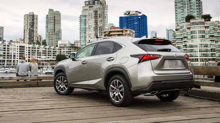 You Can Get A 5-Year-Old Lexus Hybrid For The Price On An Entry-Level Honda